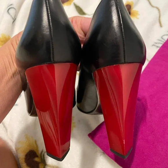 Vintage DVF Diane Von Furstenberg heels - Picture 5 of 10